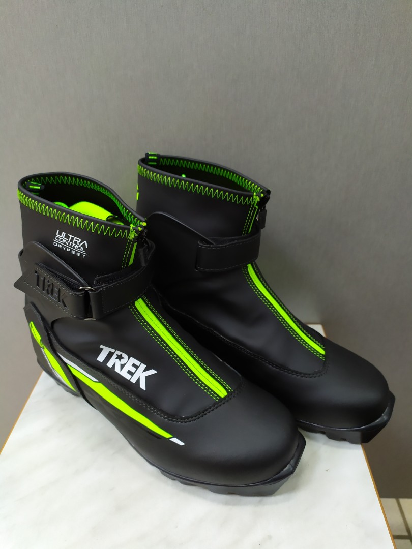 Ботинки лыжные NNN